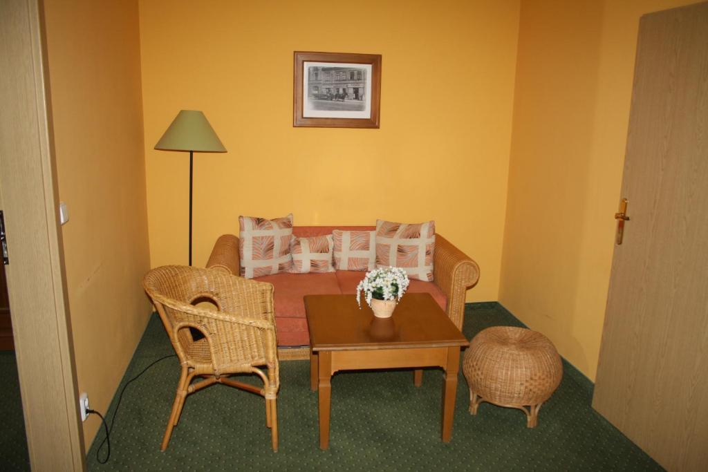Hotel Boucek Mochov Quarto foto